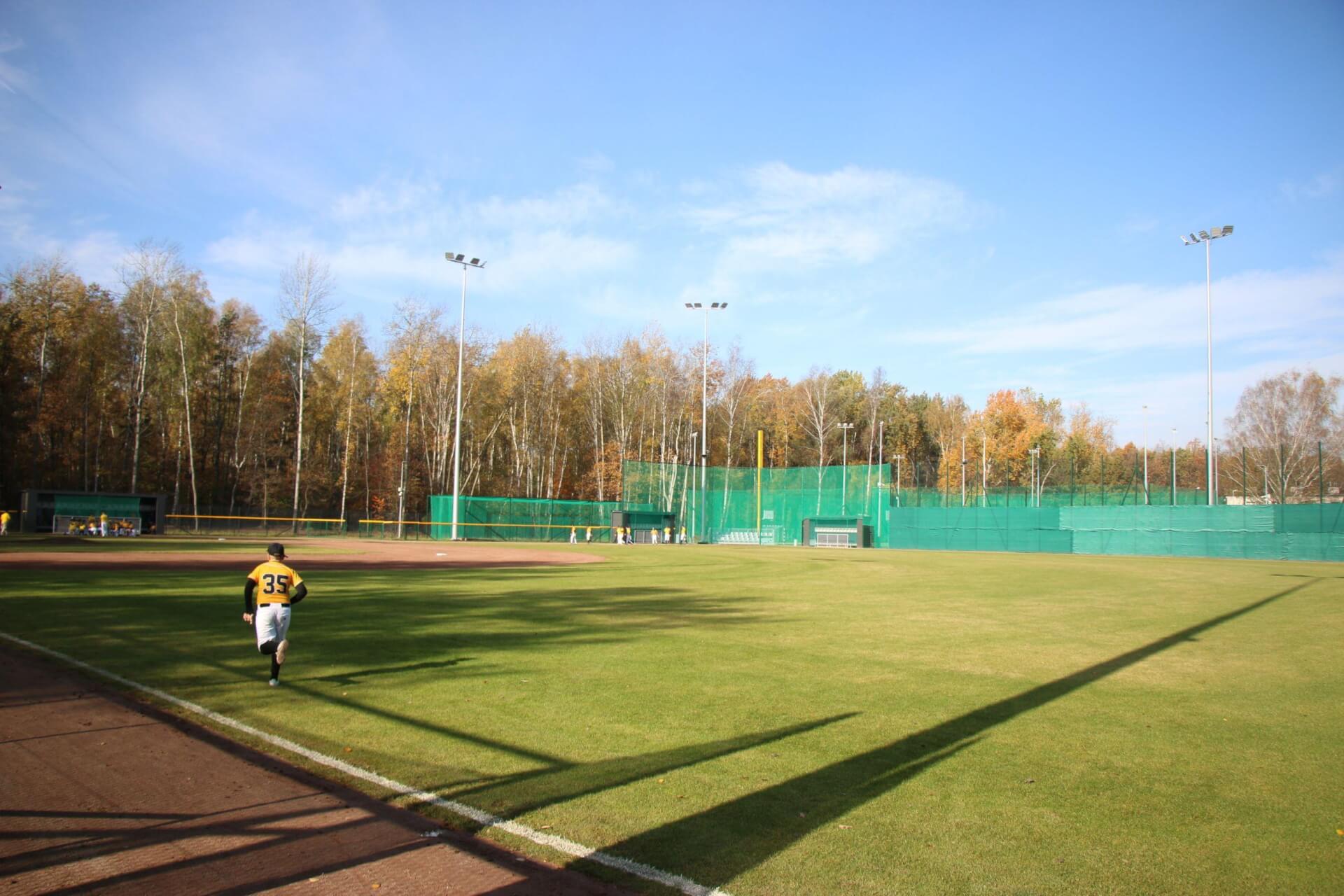 Kompleks sportowy przy ul. Asnyka, Katowice