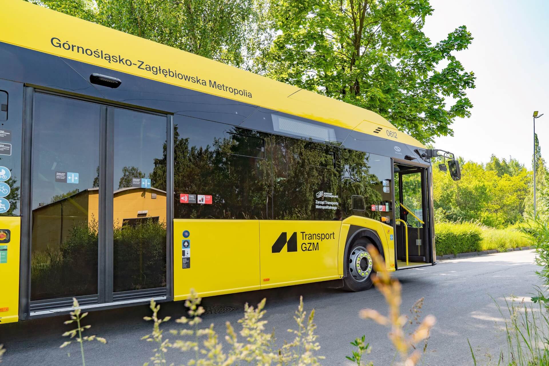 Autobus elektryk metropolia 02