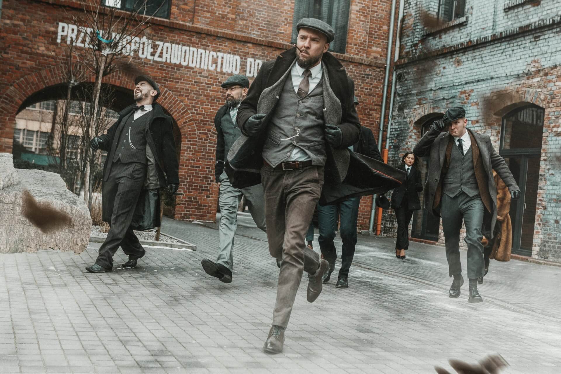 Peaky blinders po slasku fabryka porcelany 1 9