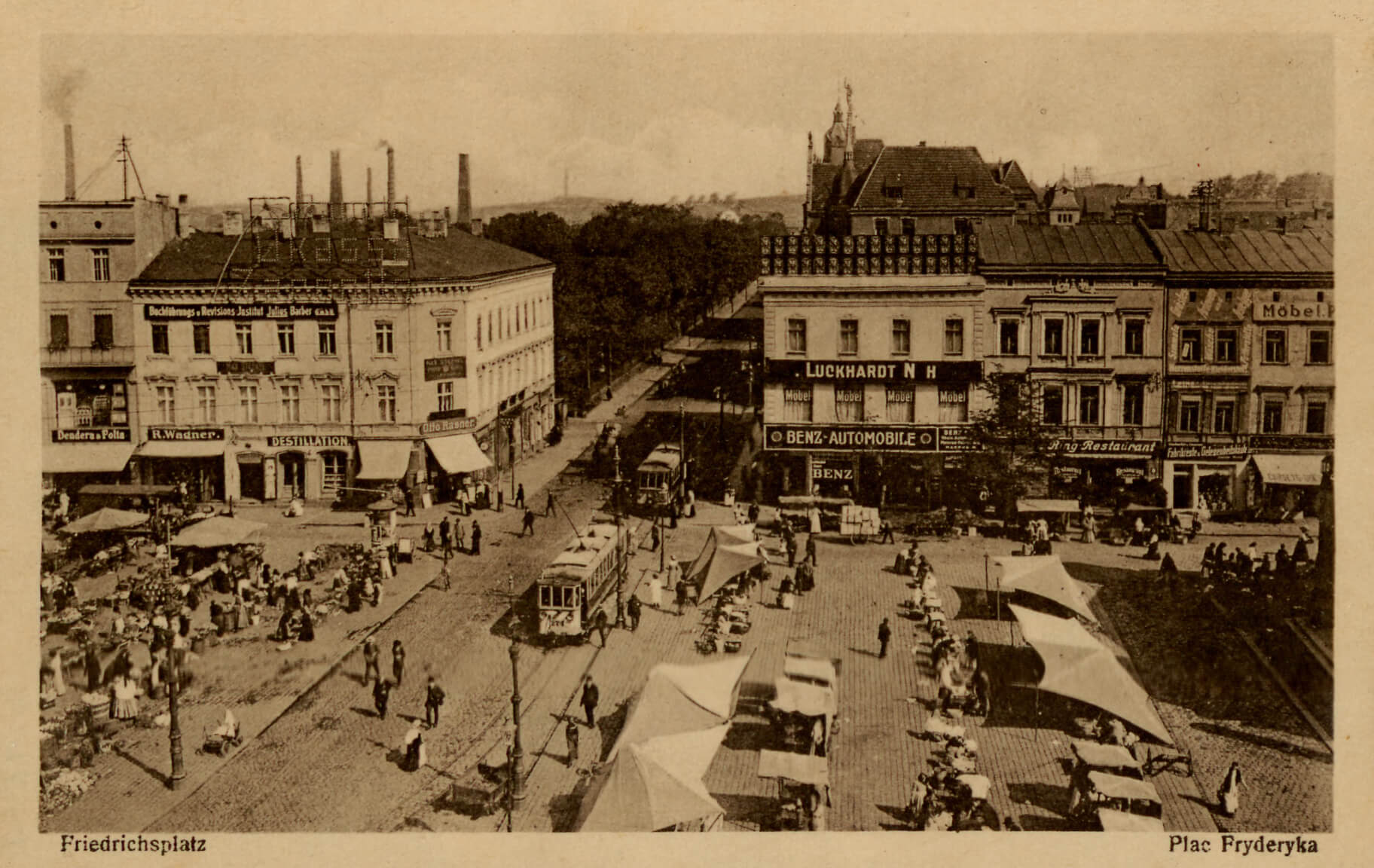 Friedrichsplatz - plac Fryderyka, później Rynek. Widok w kierunku ulicy Zamkowej (dziś Korfantego)