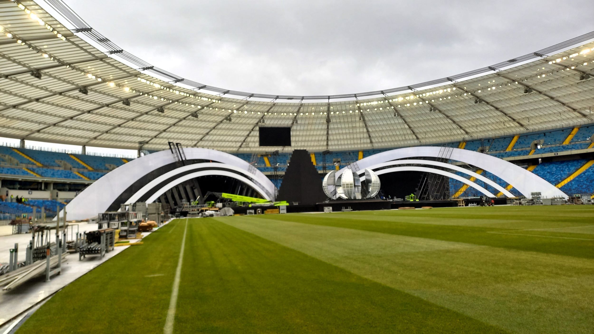 Budowa sceny Sylwester Stadion Slaski Chorzow