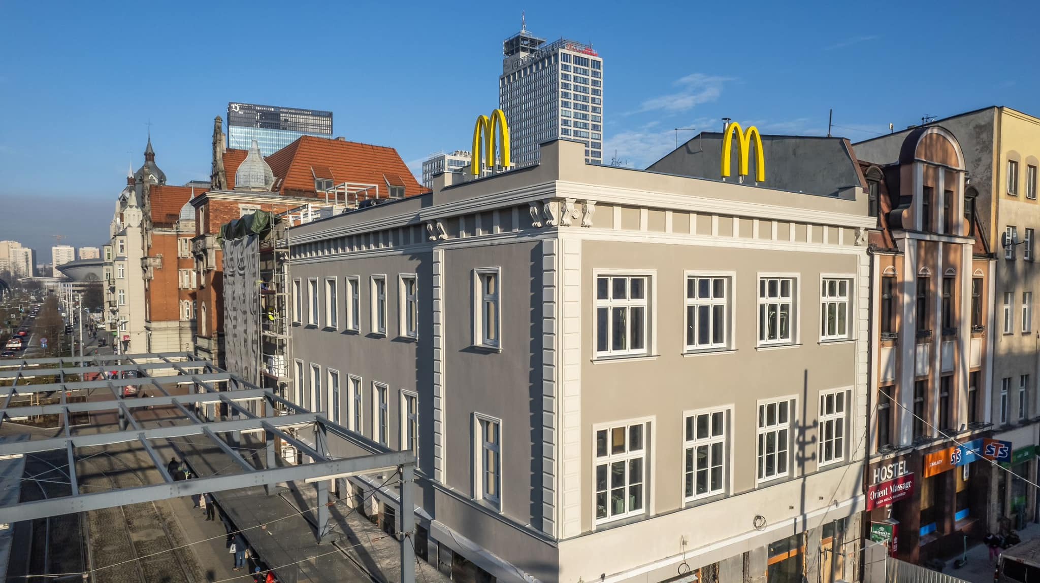 Nowy mcdonald rynek katowice 5