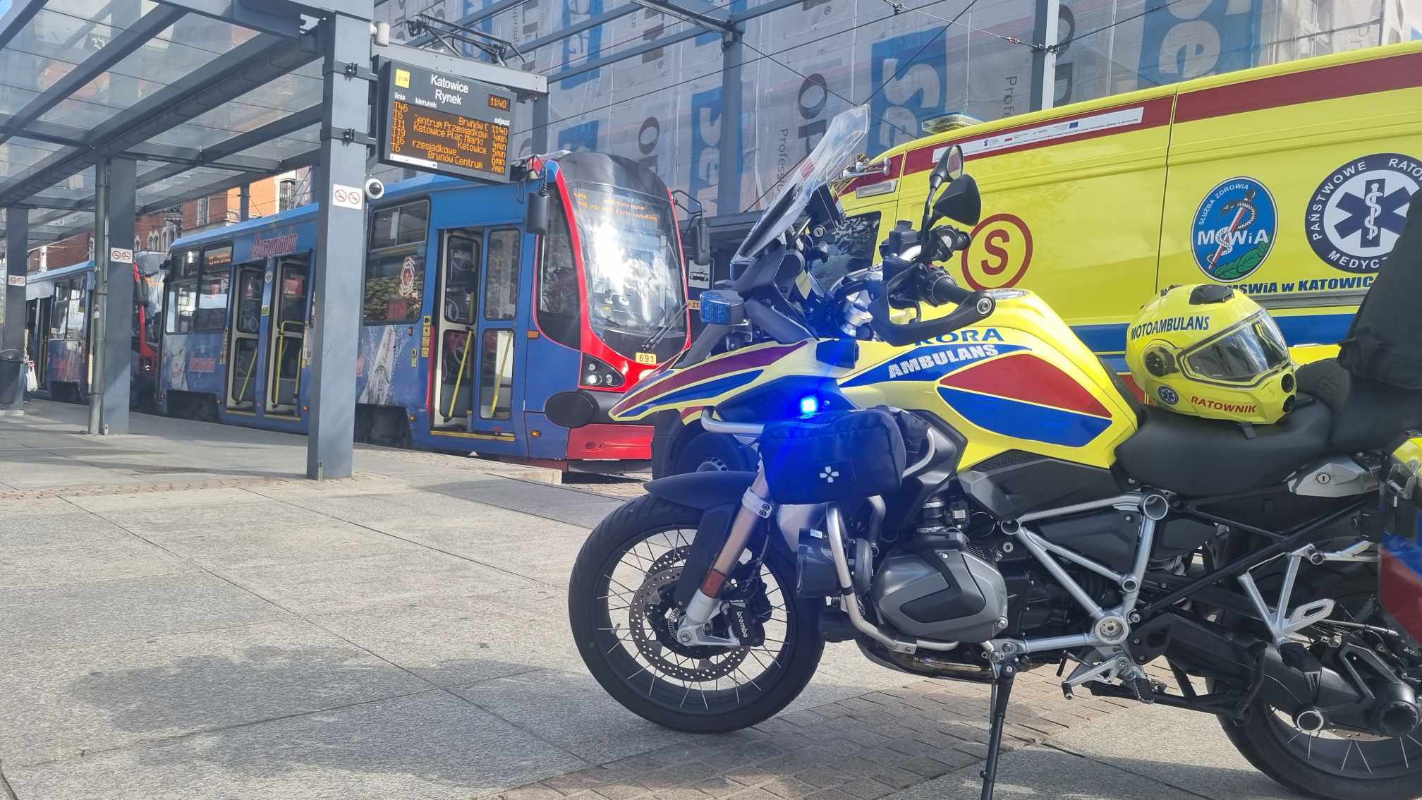 Reanimacja pasażera tramwaju linii 19, Katowice Rynek