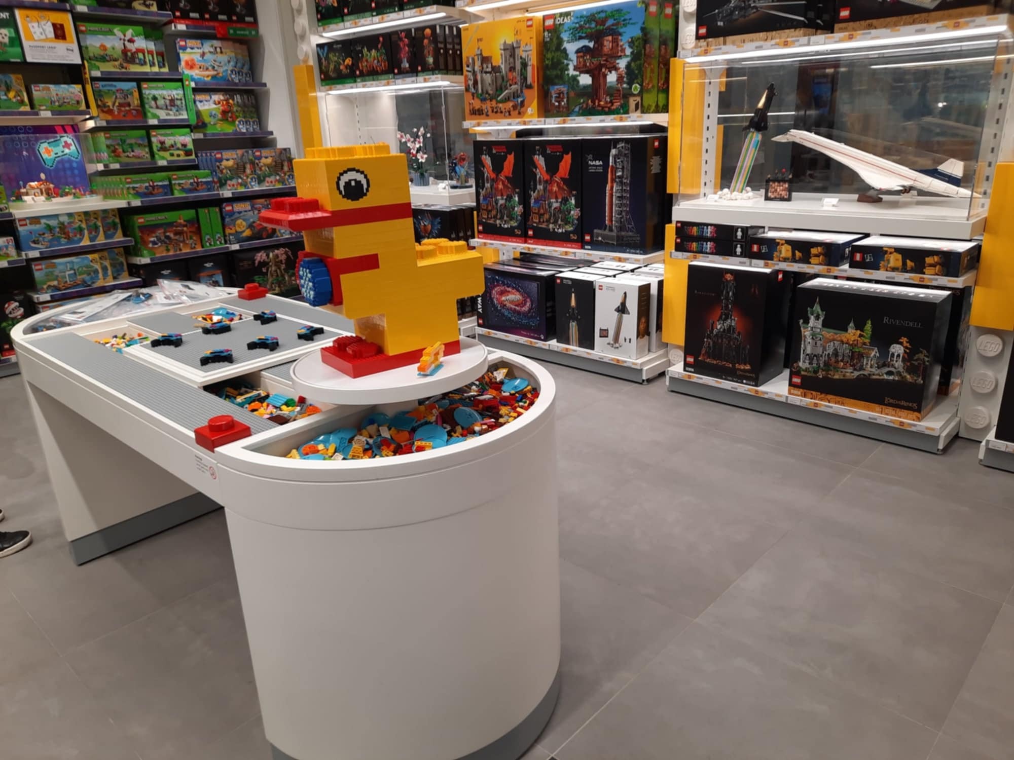 Sklep LEGO Galeria Katowicka Katowice 12