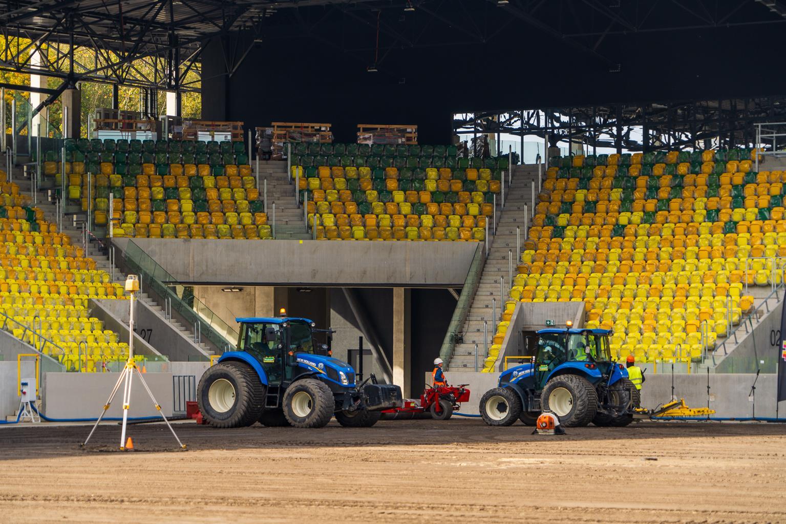 Stadion Miejski Katowice, budowa na finiszu